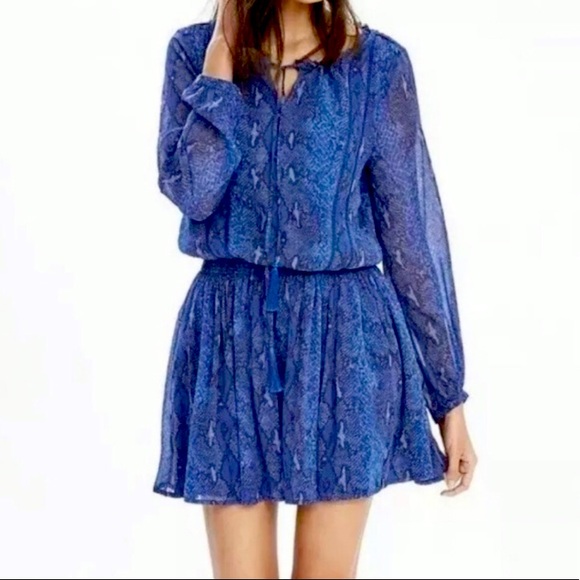 Banana Republic Dresses & Skirts - NWOT Banana Republic Snakeskin Print Long Sleeve Mini Boho Dress